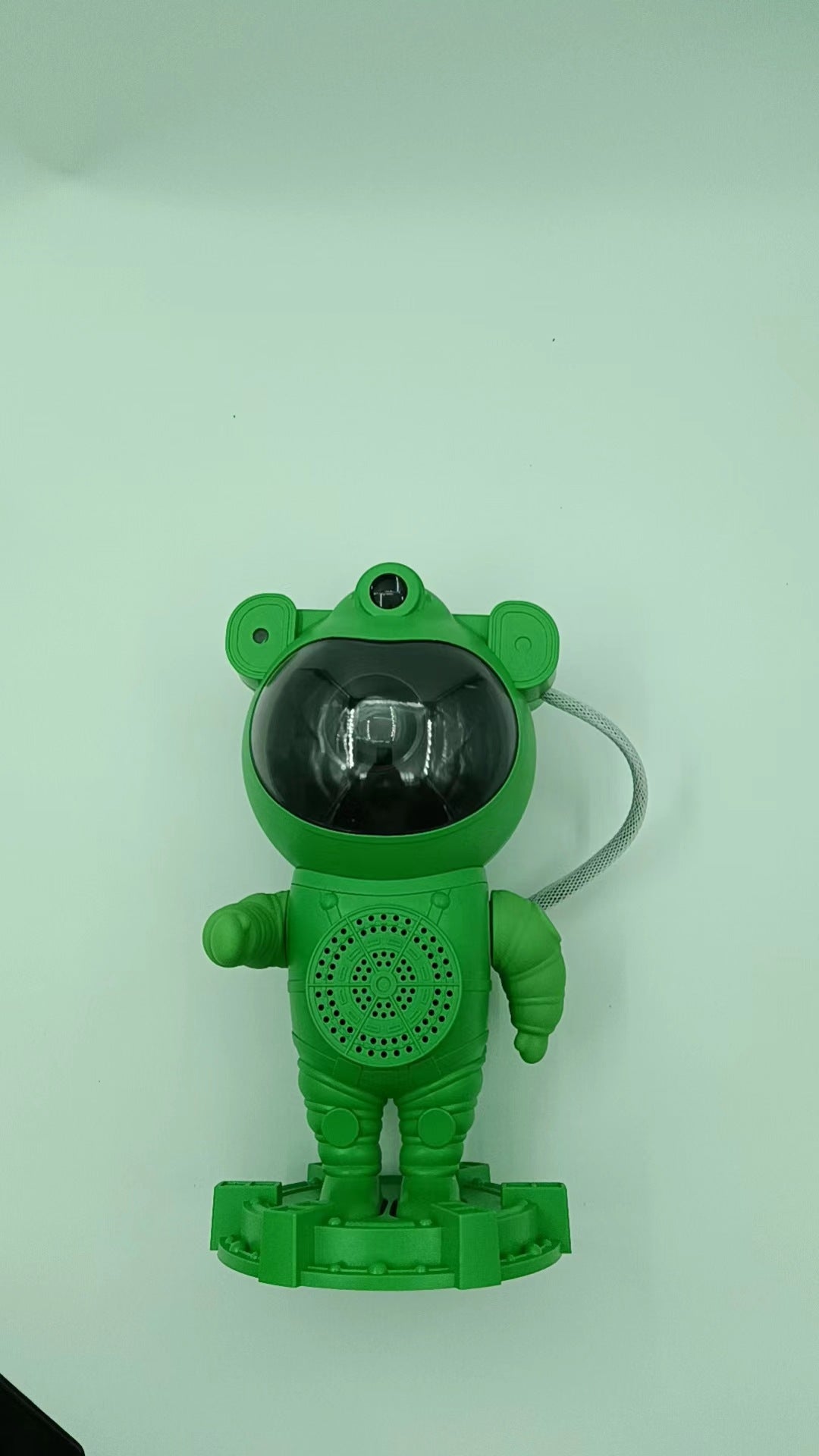 Astronaut Galaxy Projector — Bluetooth Star Lamp